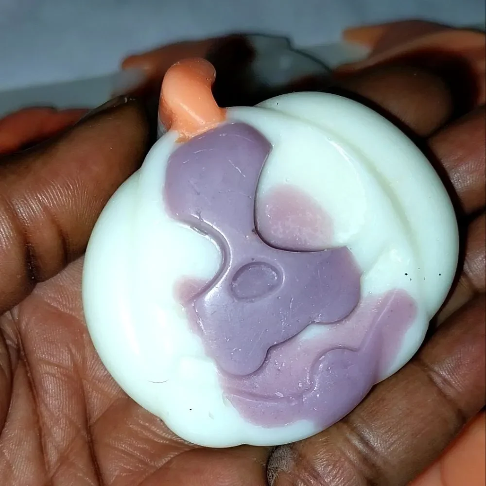 Hand crafted Hunted Candy-Land wax melts